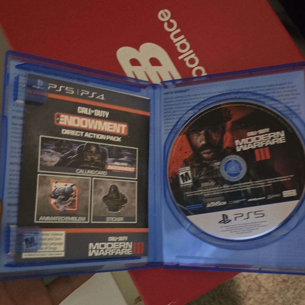 Call of Duty: Modern Warfare III for PS5/PS4 - Blue Edition